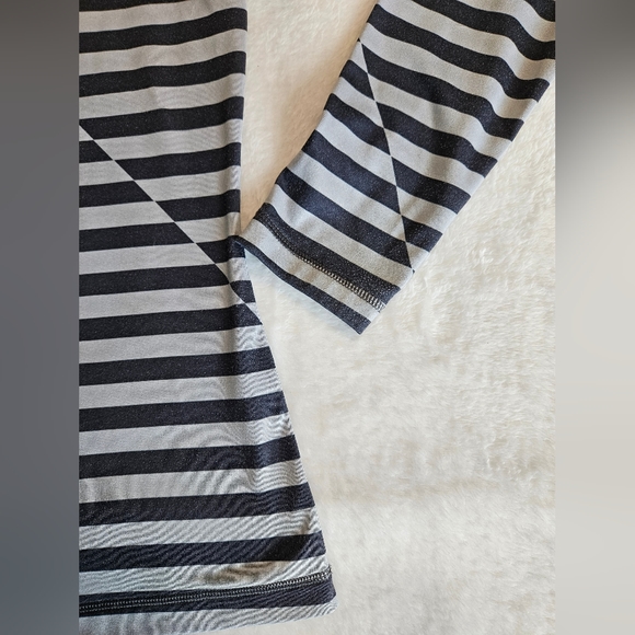 Nike Pro womens fitted medium dri-fit gray stripped long sleeve top / shirt - Picture 6 of 6